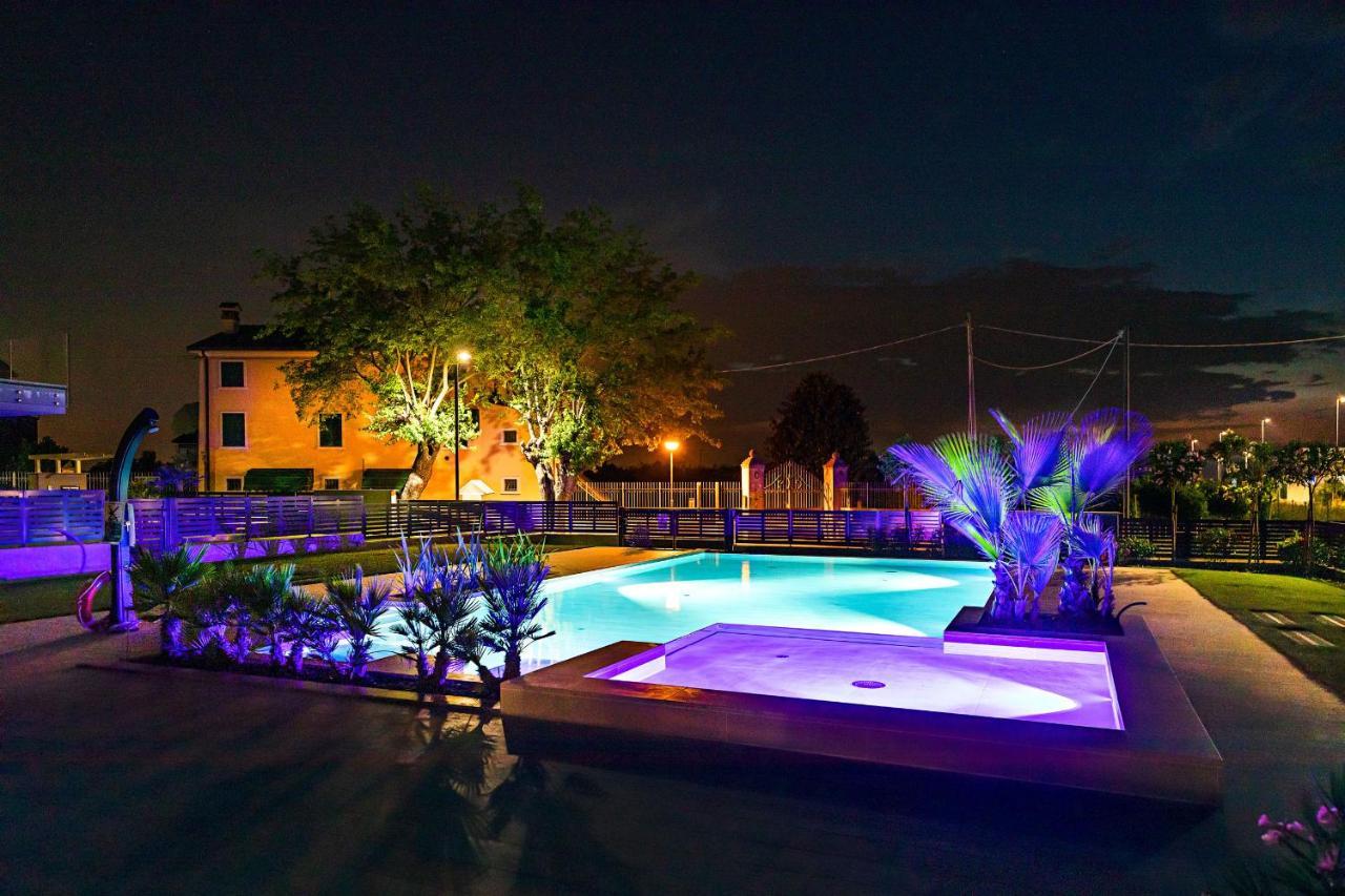 Apartamento Una Terrazza Sul Lago A2 Con Piscina By Wonderful Italy Peschiera del Garda Exterior foto